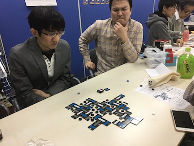 盛り上がるBLUEの3人対戦