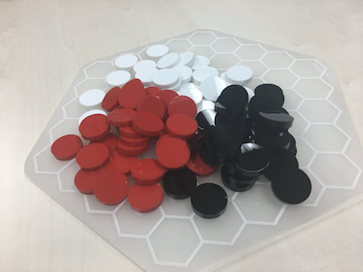 Yavalathのボードと駒